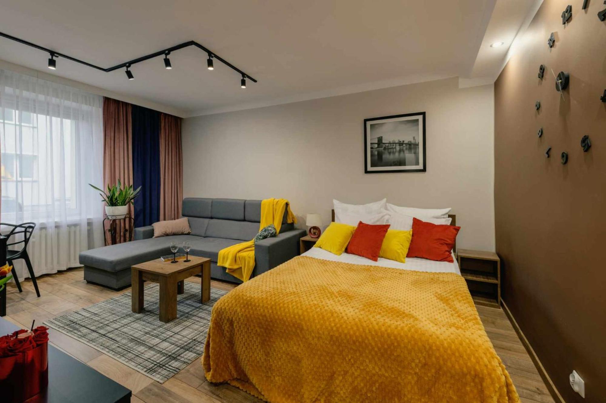 Apartament Pod 13 Bielsko-Biała Buitenkant foto