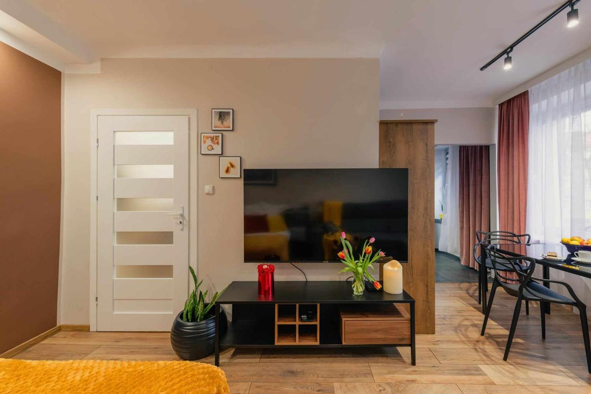 Apartament Pod 13 Bielsko-Biała Buitenkant foto