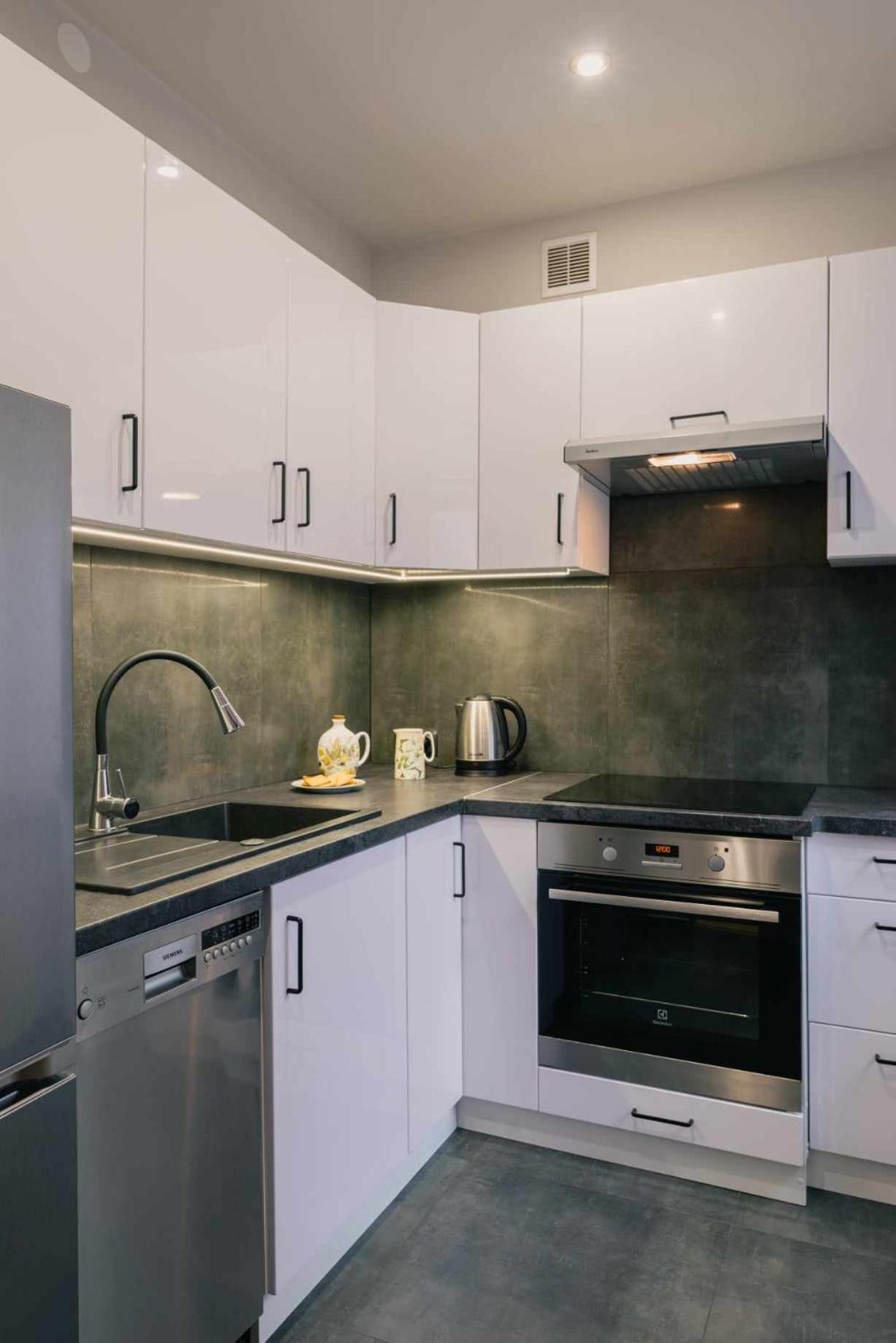 Apartament Pod 13 Bielsko-Biała Buitenkant foto