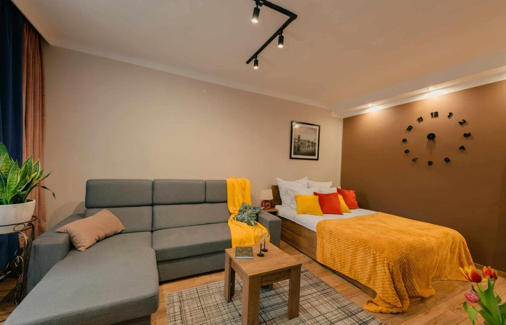 Apartament Pod 13 Bielsko-Biała Buitenkant foto