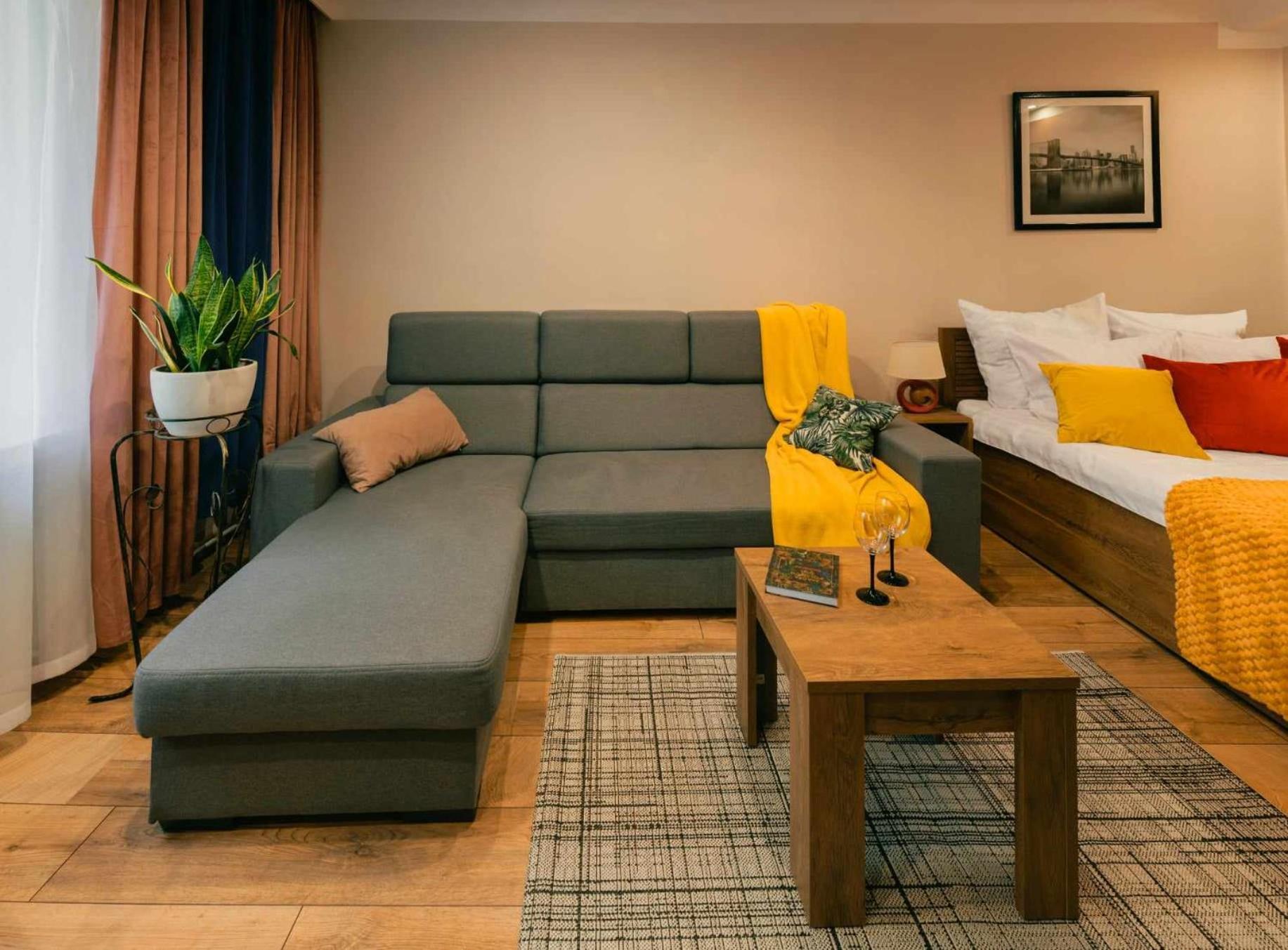 Apartament Pod 13 Bielsko-Biała Buitenkant foto